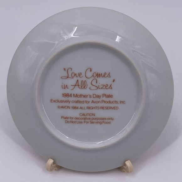Avon Vintage 1984 Love Comes in All Sizes 5" Mothers Day Plate Collectible Gift - Picture 5 of 11